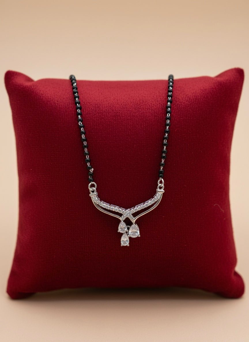 Elegant 3-Stone Mangalsutra