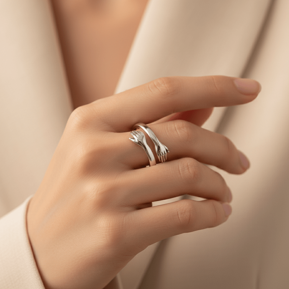 Hug Design Sterling Silver Ring