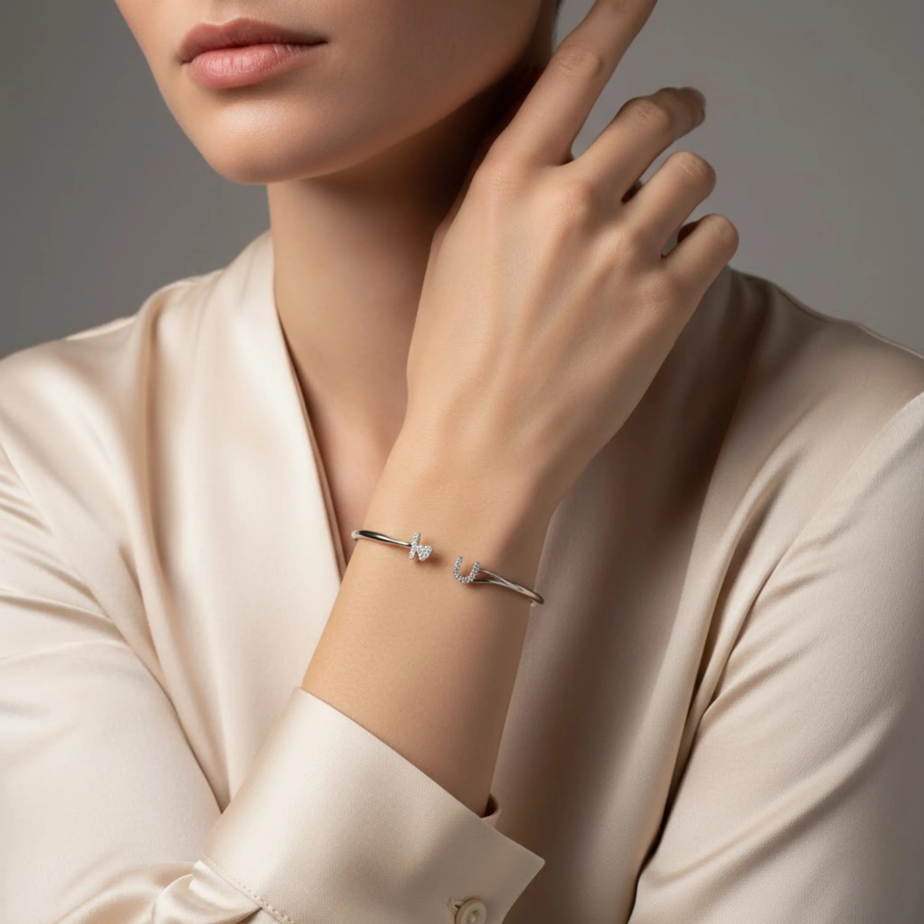 Hulasi Women 925 Sterling Silver Blue Evil Eye Protection Charm Adjustable Bracelet 24cm