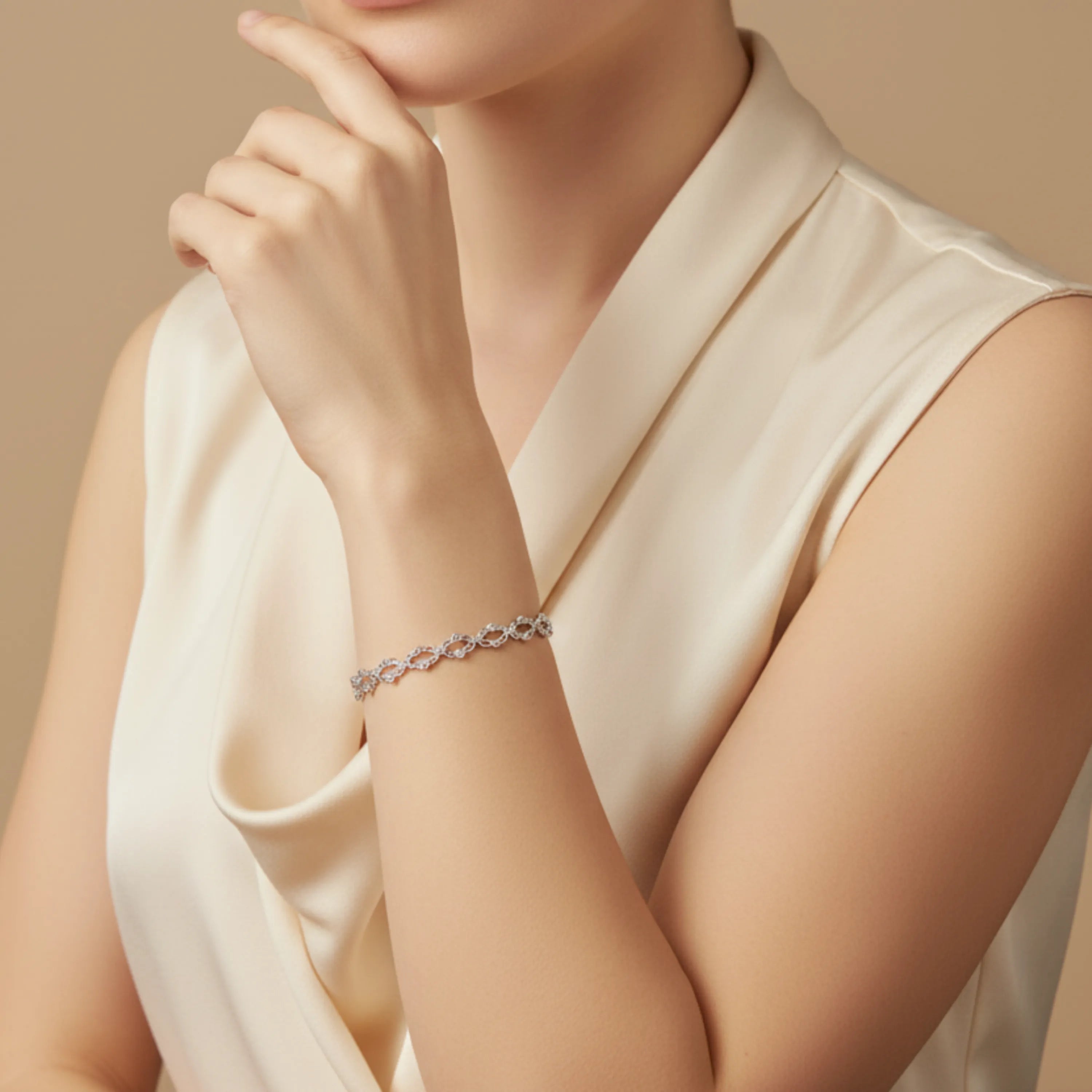 Hulasi Women 925 Sterling Silver Geometric Link Retractable Adjustable Bangle Bracelet