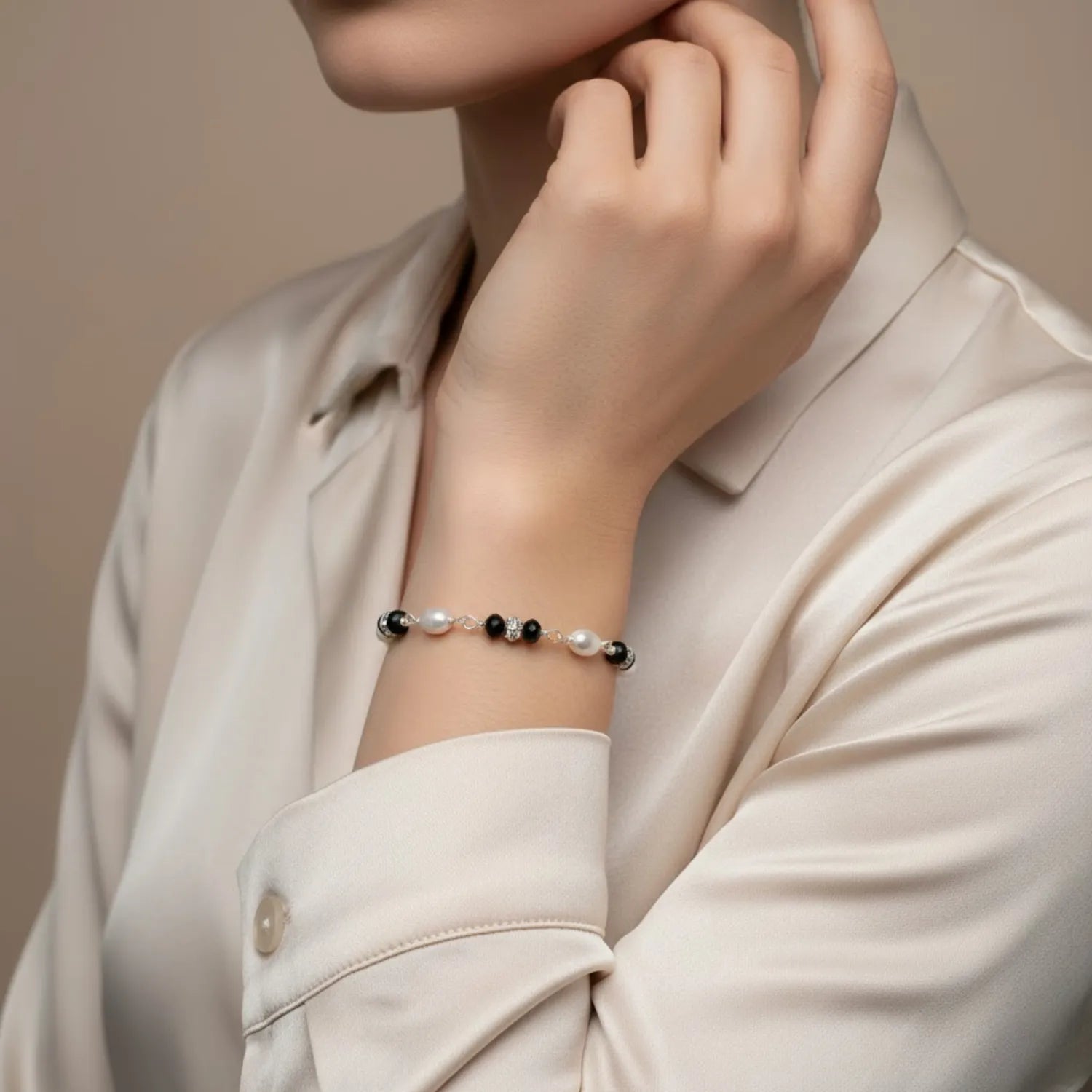 Silver Scarlet Pearl Drop Bracelet