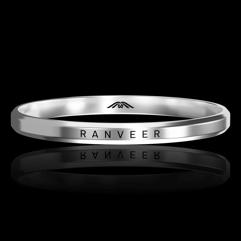 Classic Menƒ??s Silver Kada