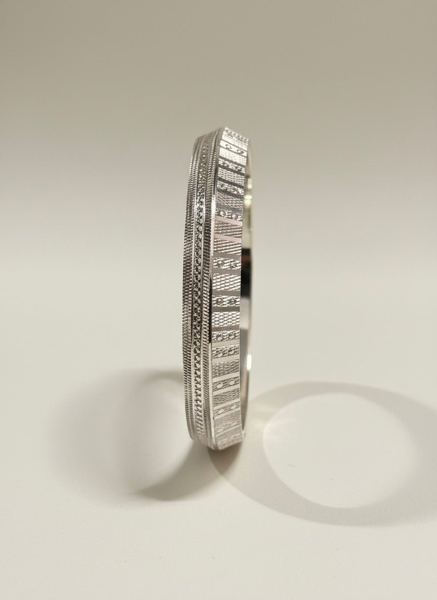 Sterling Silver The Gridlock Menƒ??s Kada ( 47 grams )