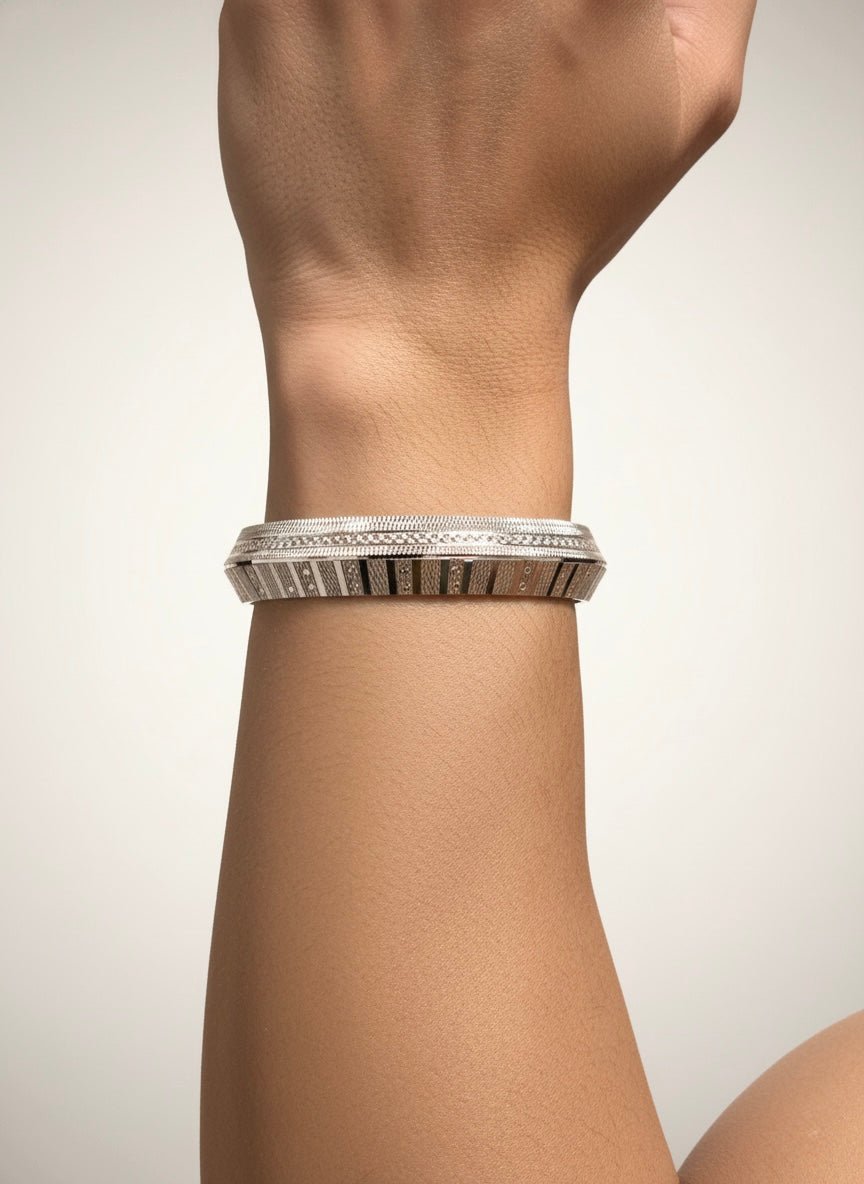 Sterling Silver The Gridlock Menƒ??s Kada ( 47 grams )