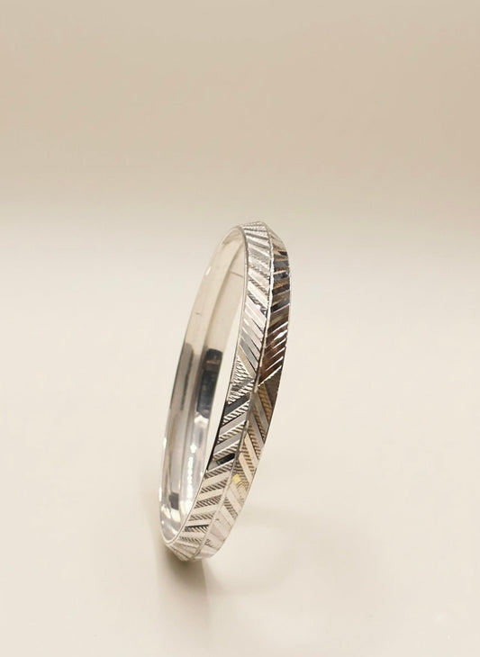 Sterling Silver Prism Cut Menƒ??s Kada ( 21 grams )