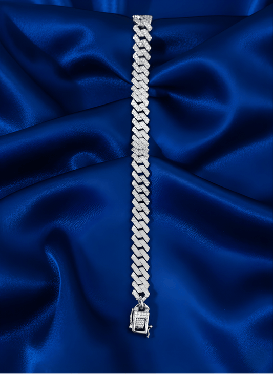 Cuban Luxe Silver Bracelet ( 29 grams )