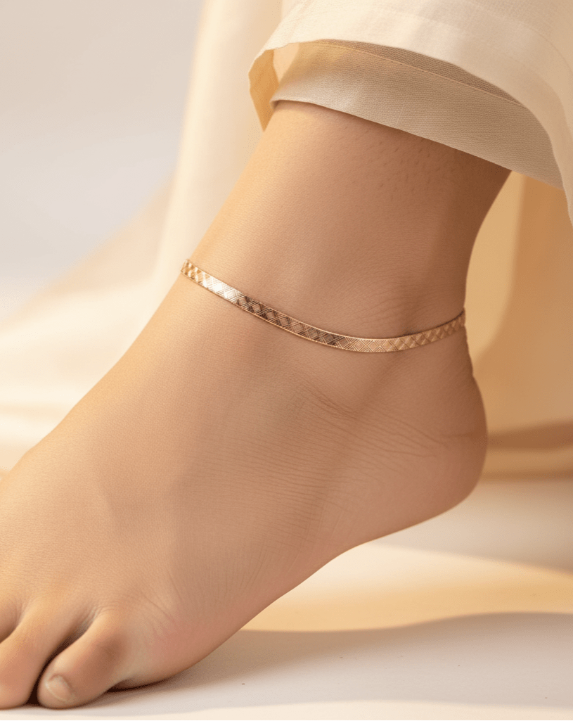 Elegant Silver & Gold Woven Design Silver Italian Anklet (1 Pair)