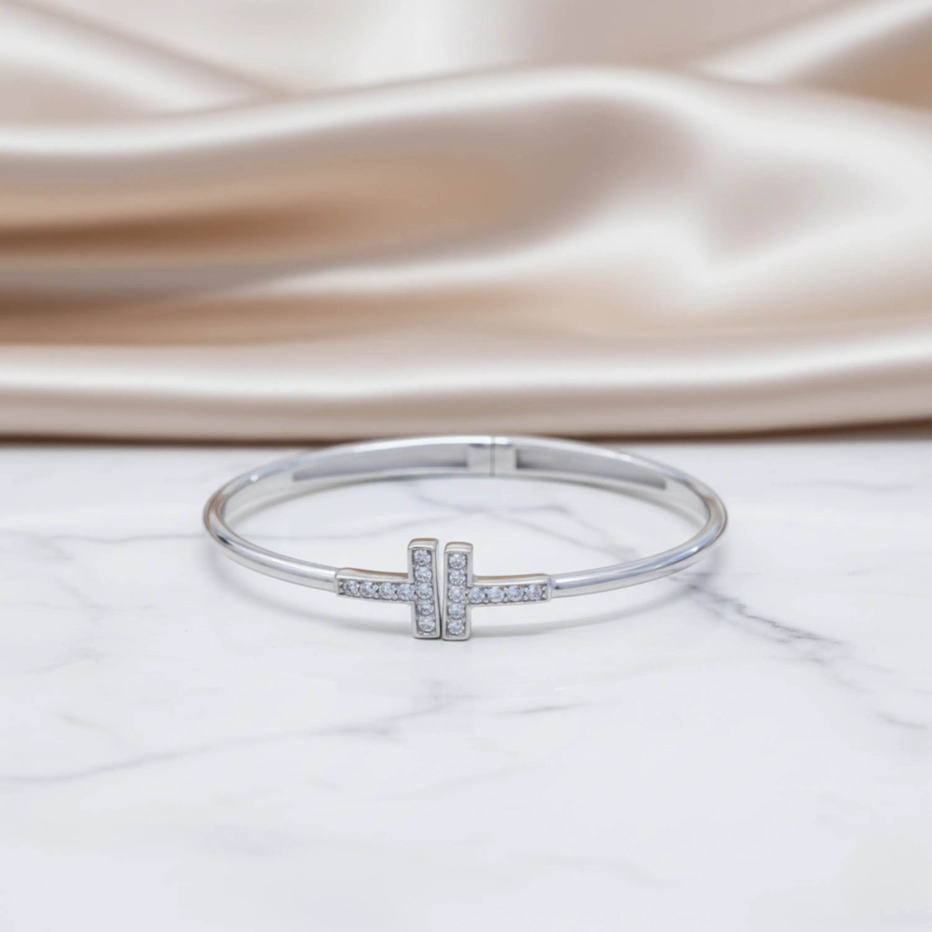 Hulasi Women's 925 Sterling Silver Pave Cubic Zirconia T-Bar Hinged Bangle Bracelet 6cm