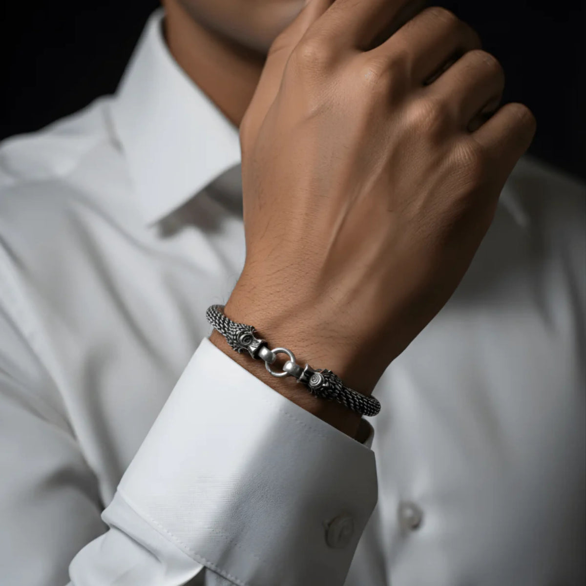 Hulasi Men's Sterling Silver Dual Lion Head Woven Bracelet 22cm