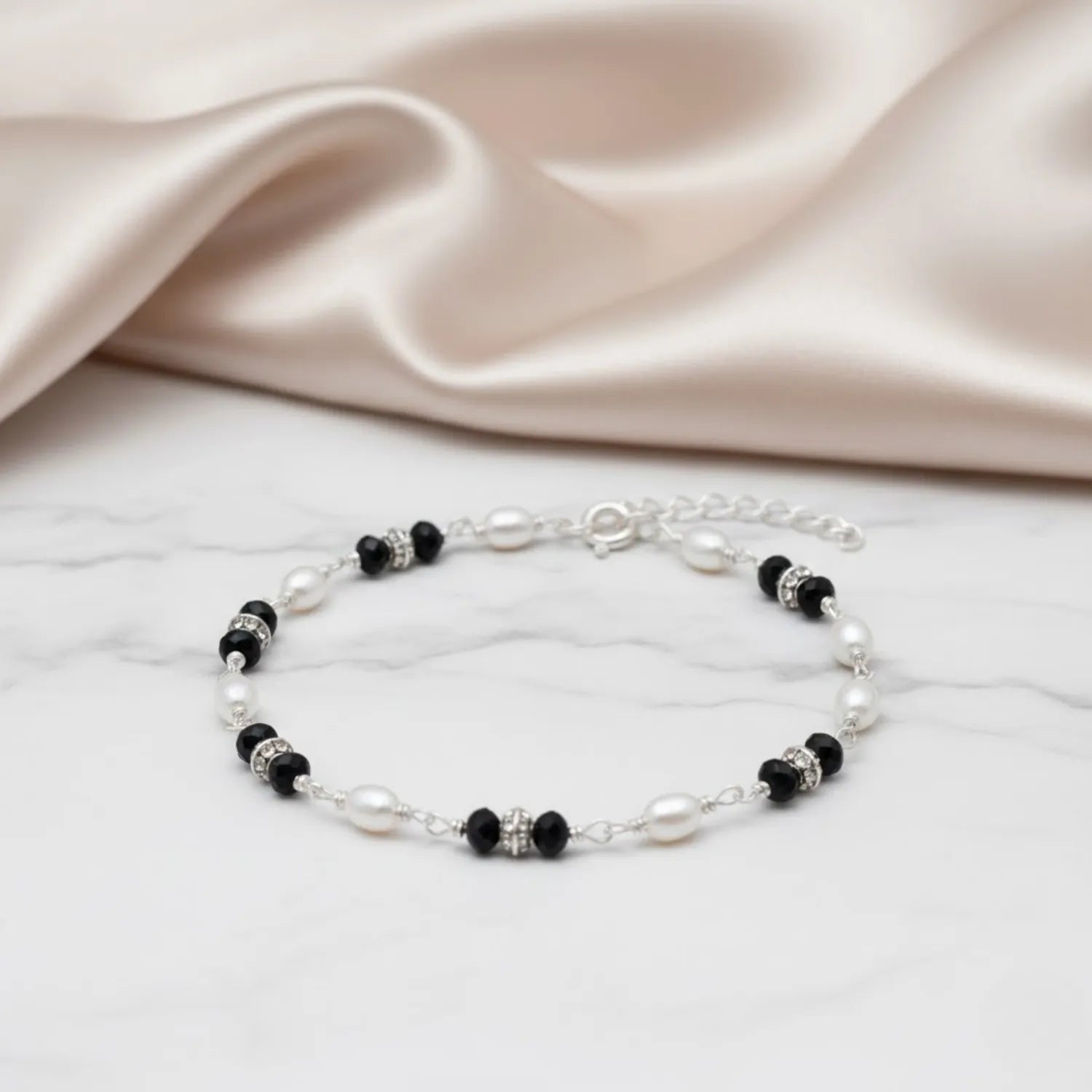 Silver Scarlet Pearl Drop Bracelet