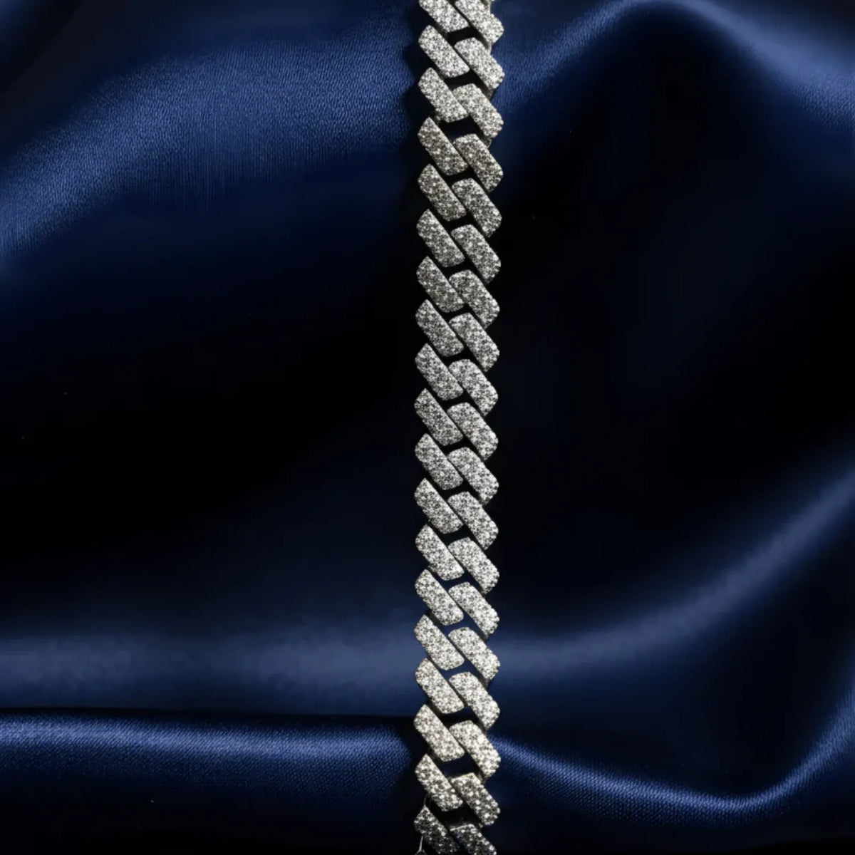Hulasi Heavy Sterling Silver Diamond Cut Textured Pave Cuban Chain Necklace 60cm