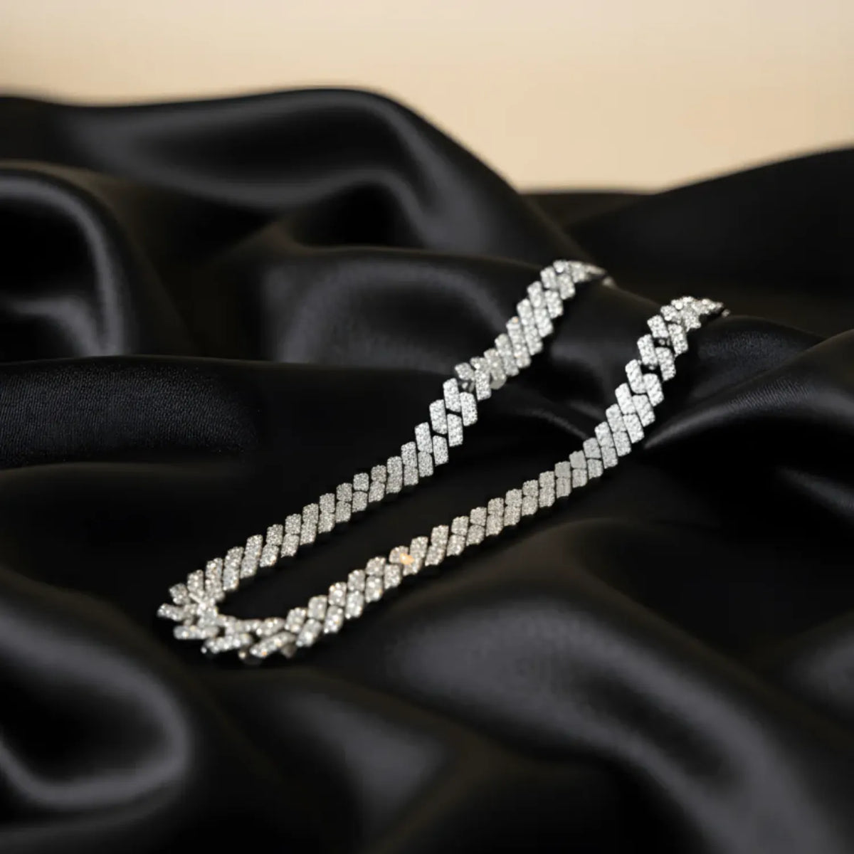 Hulasi Heavy Sterling Silver Diamond Cut Textured Pave Cuban Chain Necklace 60cm