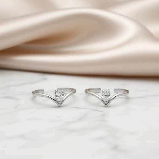 Edgy Spark Open Silver Toe Ring