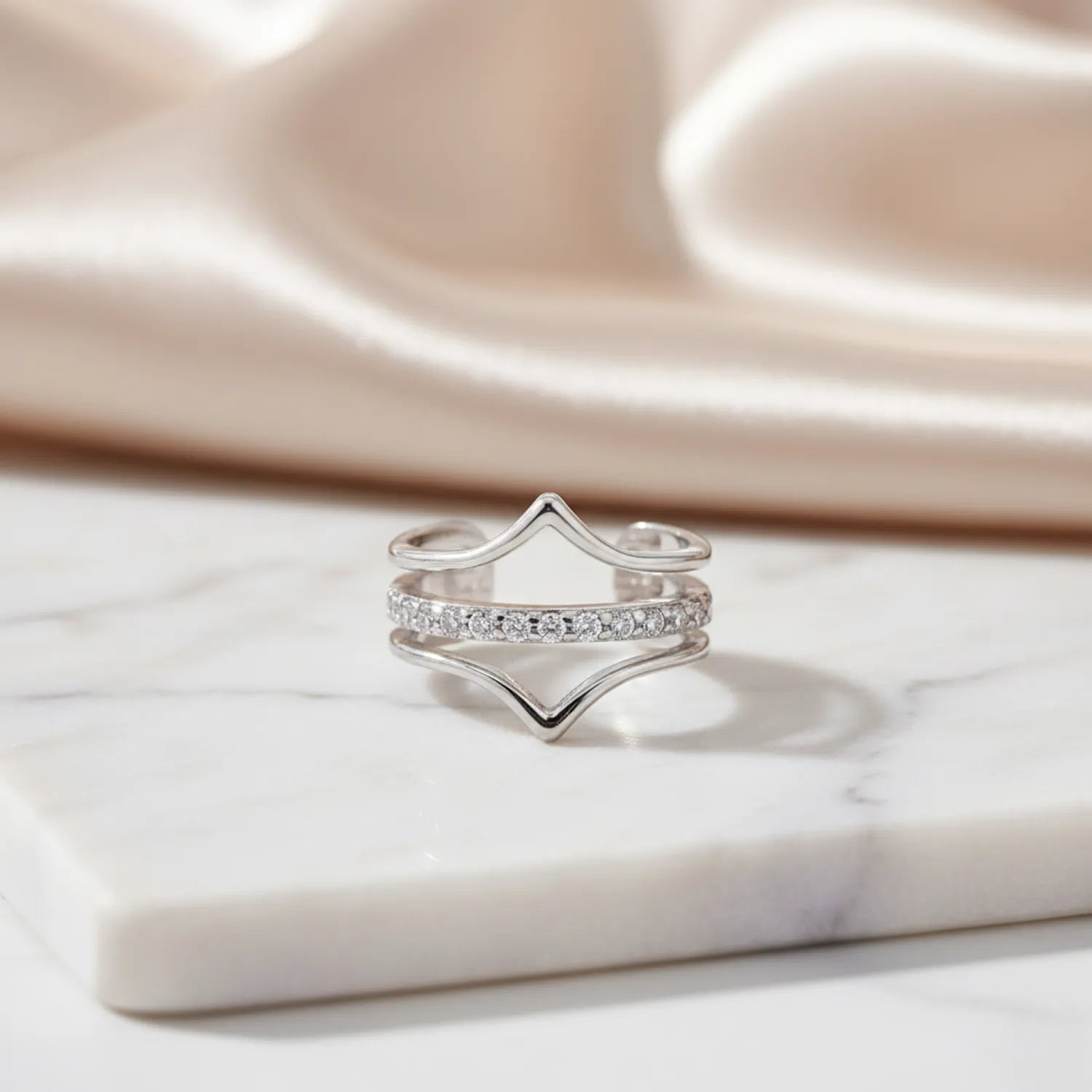 Sparkling Curve 925 Silver Designer Toe Ring