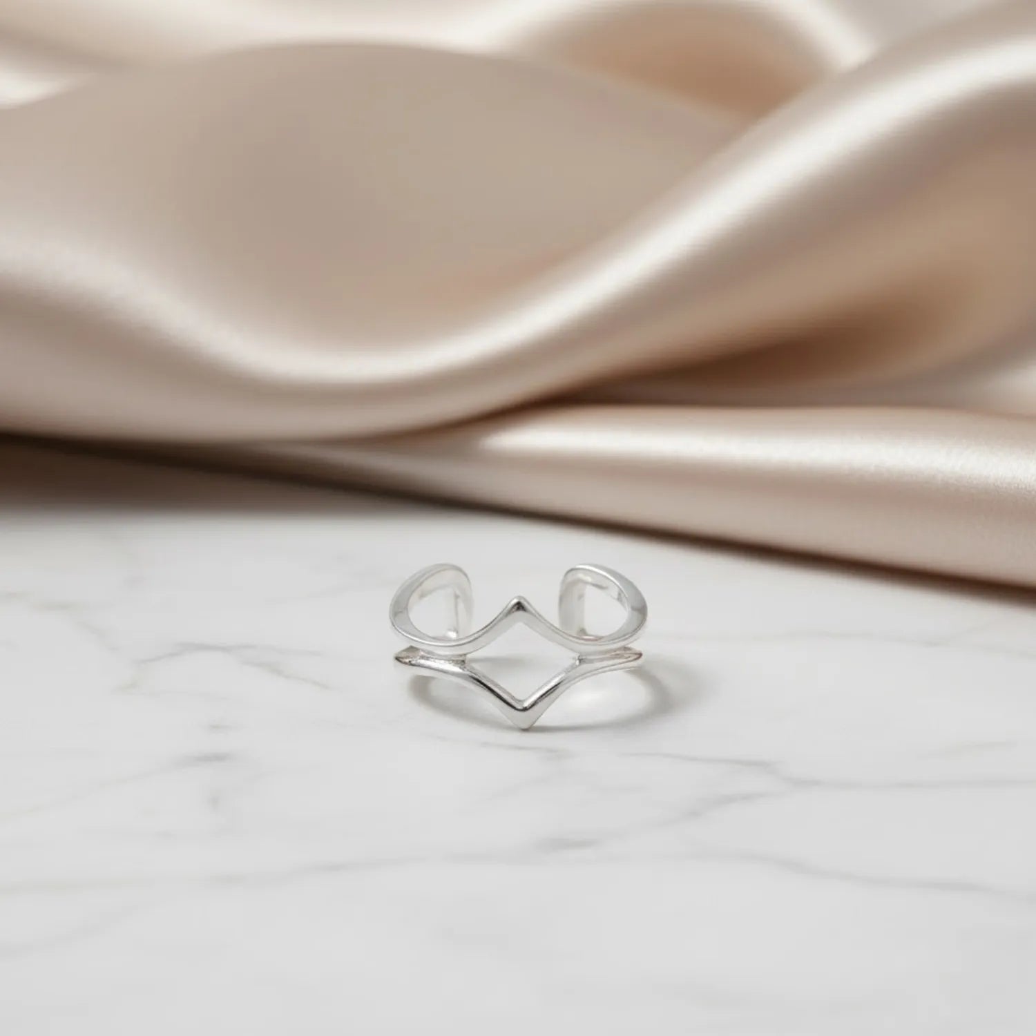 Minimalist Chevron 925 Silver Toe Ring
